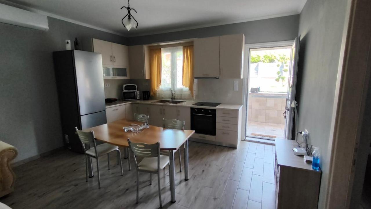 Γιώργος Και Εύα Apartamento Kariani Exterior foto